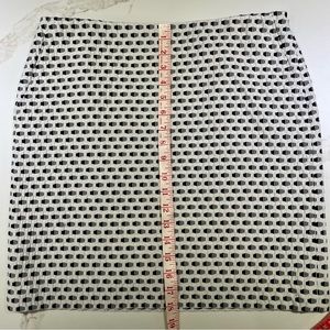 🥳💐ANN TAYLOR LOFT Skirt, black and white print, Size 10